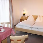 Gaestehaus Schwoagerhof