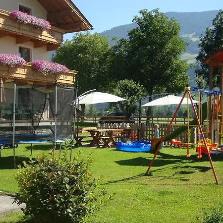 Gaestehaus Schwoagerhof