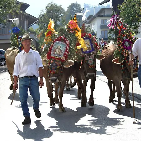 Lantgård Gaestehaus Schwoagerhof