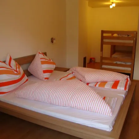 Gaestehaus Schwoagerhof Фермерський будинок