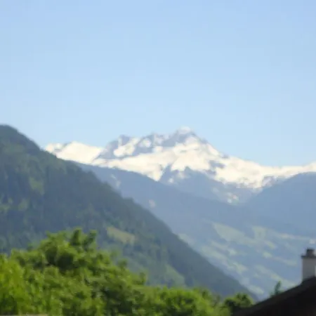 Gaestehaus Schwoagerhof Farm stay Fuegen