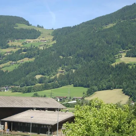 Gaestehaus Schwoagerhof Farm stay *