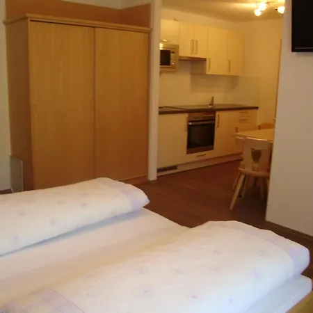 Lantgård Gaestehaus Schwoagerhof Fügen