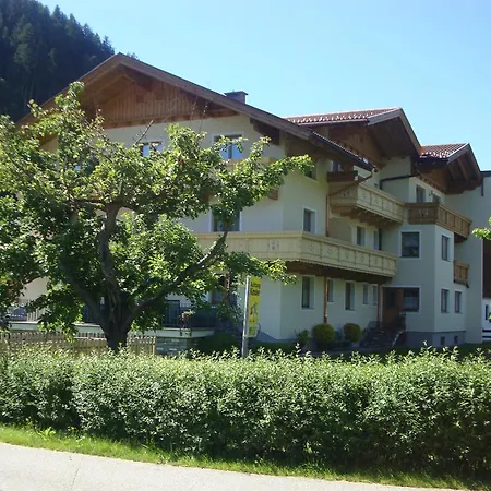 Gaestehaus Schwoagerhof Lantgård