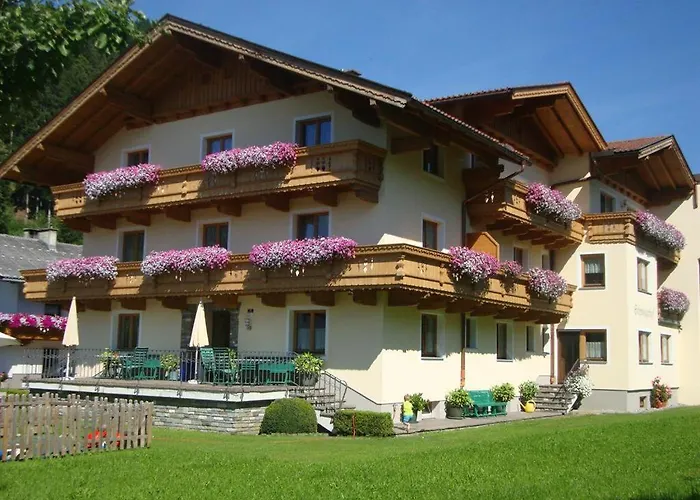 Gaestehaus Schwoagerhof *