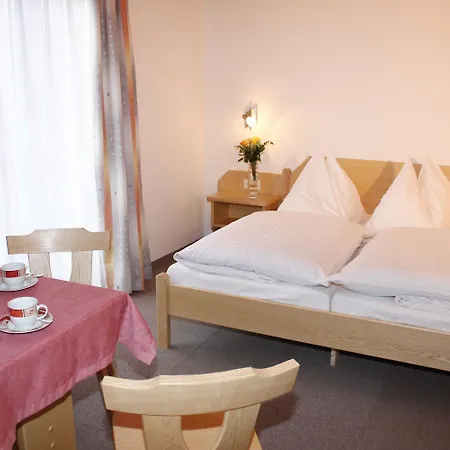 ファームステイ Gaestehaus Schwoagerhof